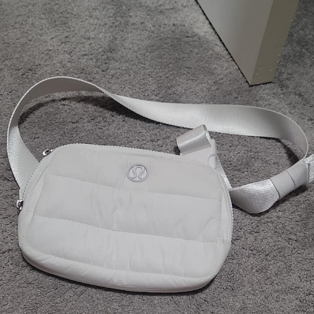 Large Size --Lululemon White Crossbody Bag
